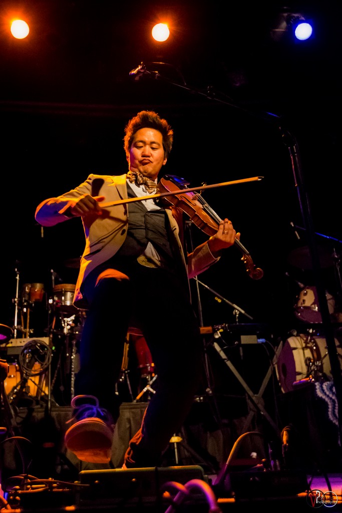 Kishi Bashi opeing for Guster shot by Vasquez Photography LLC