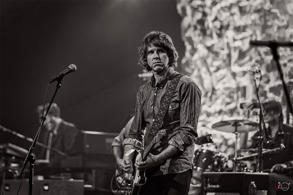 Wilco at the Iroquois Amphitheater in Louisville, Kentucky shot by Vasquez Photography